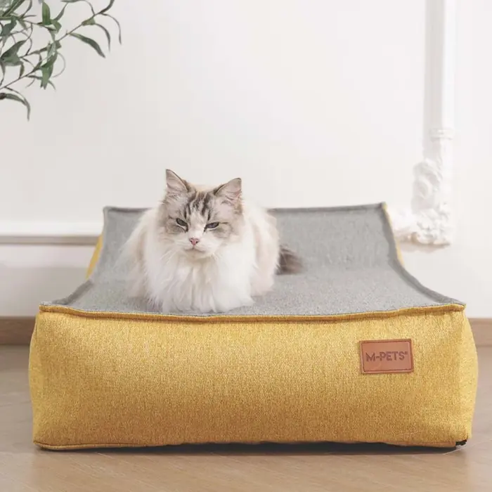M-PETS CLOUD FONKSİYONEL ŞİŞİRİLEBİLİR KEDİ KÖPEK YATAĞI